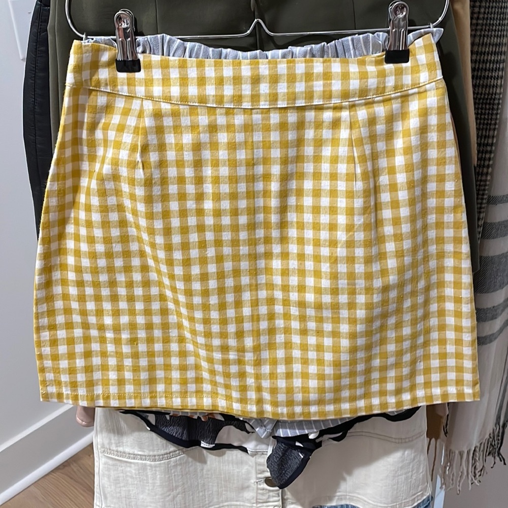 Yellow gingham skirt worn only once!